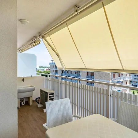 Condominio Silente F * 비비오네