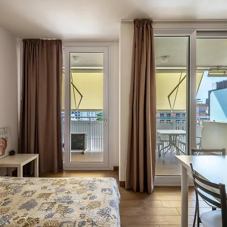 Condominio Silente F 비비오네